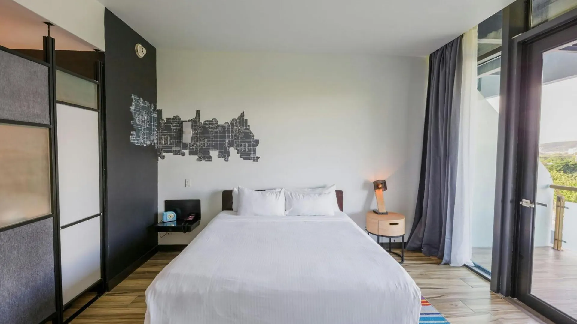 Aloft Ponce Hotel & Casino 3*,